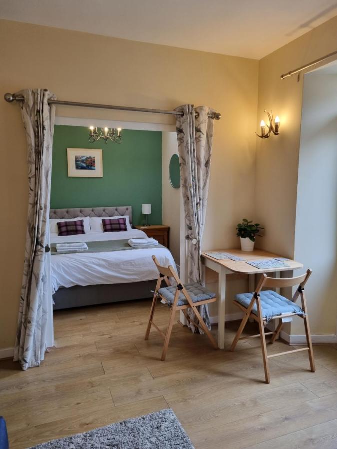 Cosy Peaceful One-Bedroom Cottage In Pitlochry Exterior foto